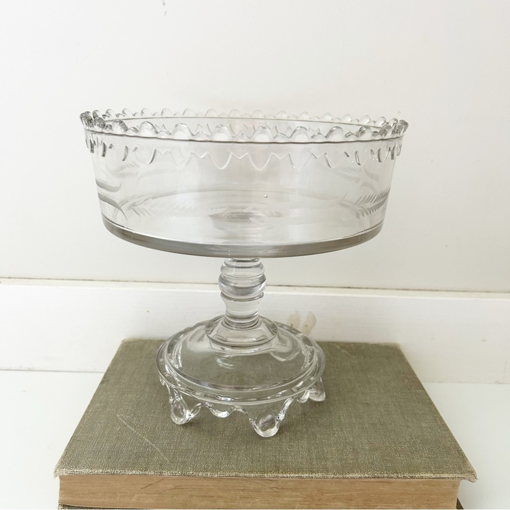 Vintage Elegant Clear Glass Pedestal Footed Compote Dish